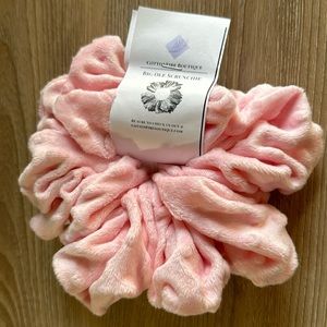 Oversized XL plush Scrunchie